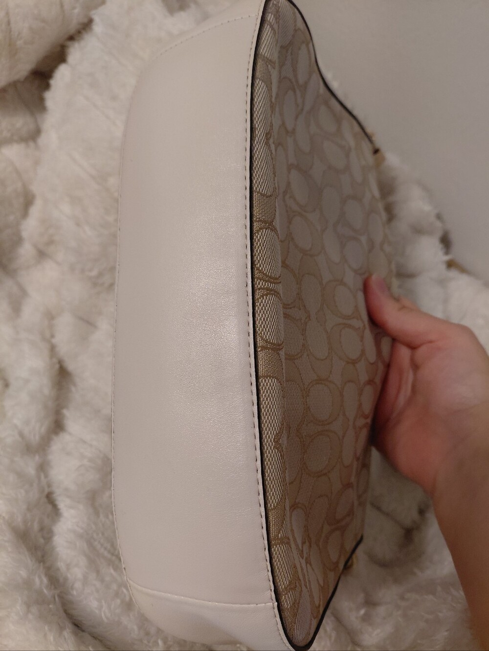 NWOT Coach Chelsea Jacquard Tan And Cream C Pattern Shoulder Bag - Picture 5 of 8